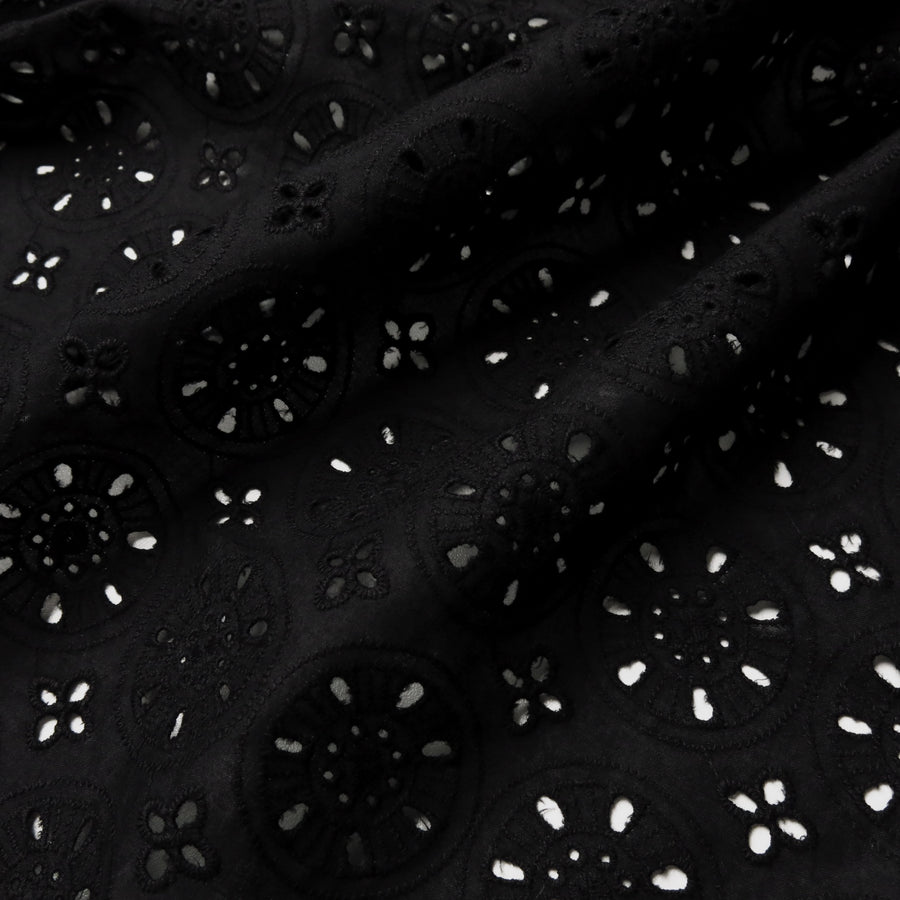 Broderie anglaise - Circles black 0.5m